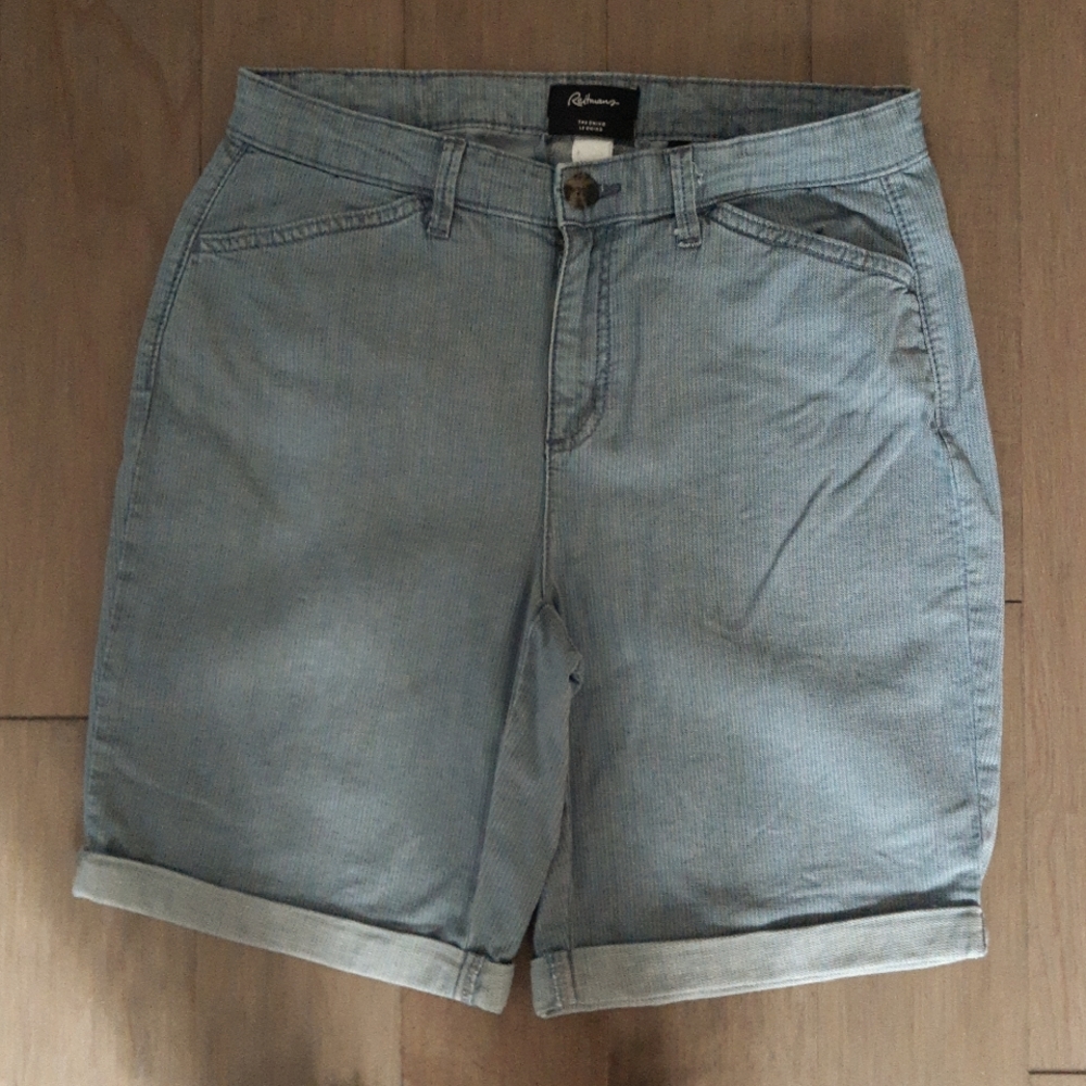2/25$***Lyocell cotton bermuda